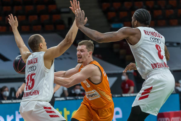 色表现早已 色表现早已