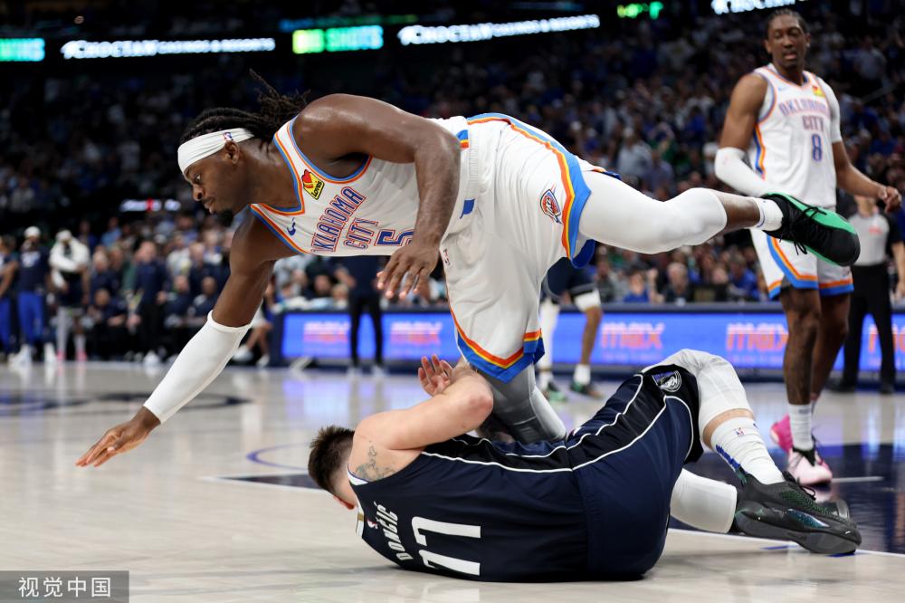 突袭直线杀 突袭直线杀